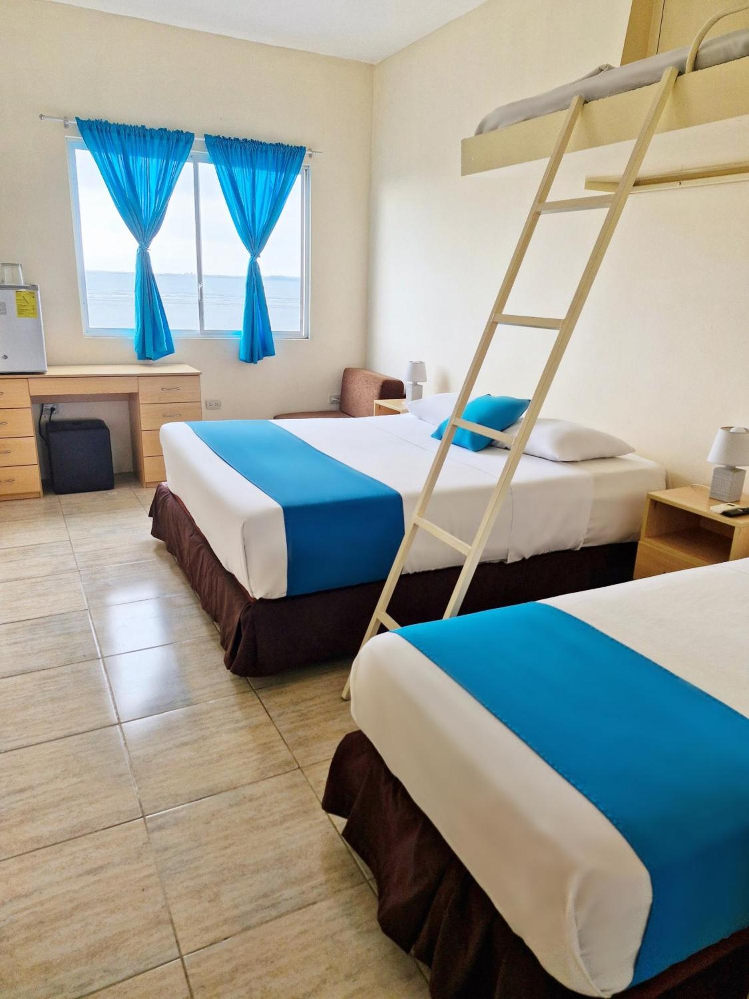 Hotel Crucero Cojimíes Zewnętrze zdjęcie