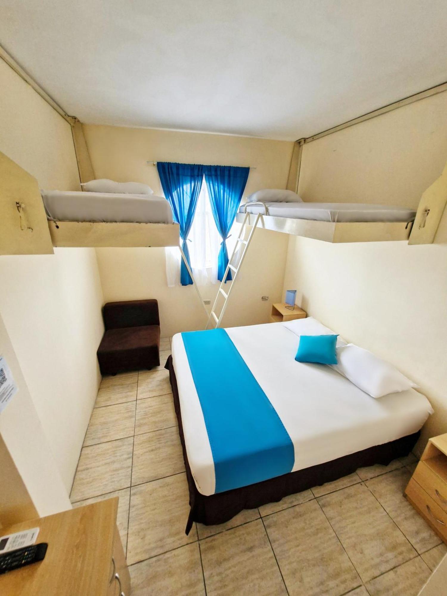 Hotel Crucero Cojimíes Zewnętrze zdjęcie